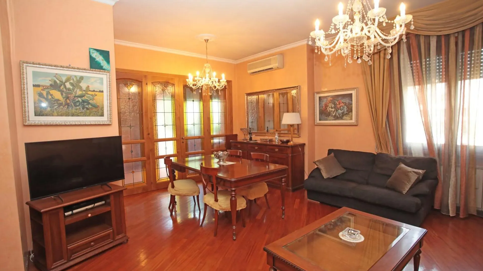 Luxurious Apartment Near Central Рим 0*,  Италия